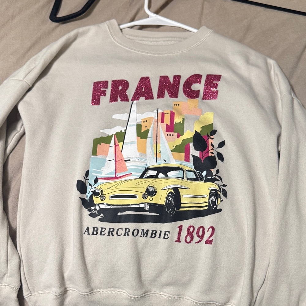 Abercrombie & Fitch Cream France Graphic Sweatshirt